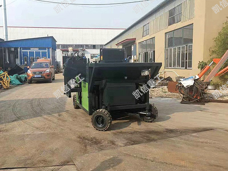 現澆成型路平石滑模機